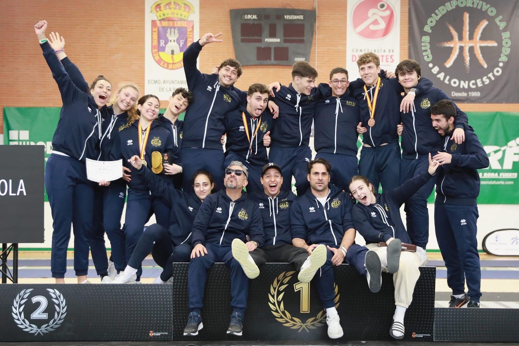 El equipo del Club de Esgrima CELC